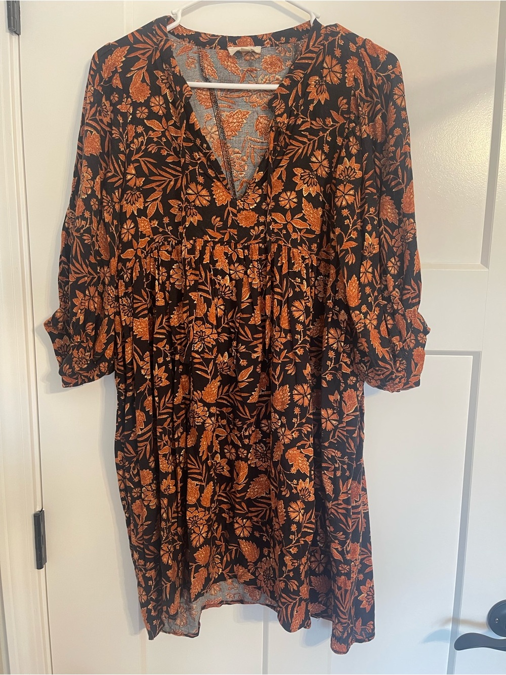 Élan Paisley V-Neck Babydoll Dress Black Rust Orange Boho Whimsigoth Tiered (S)